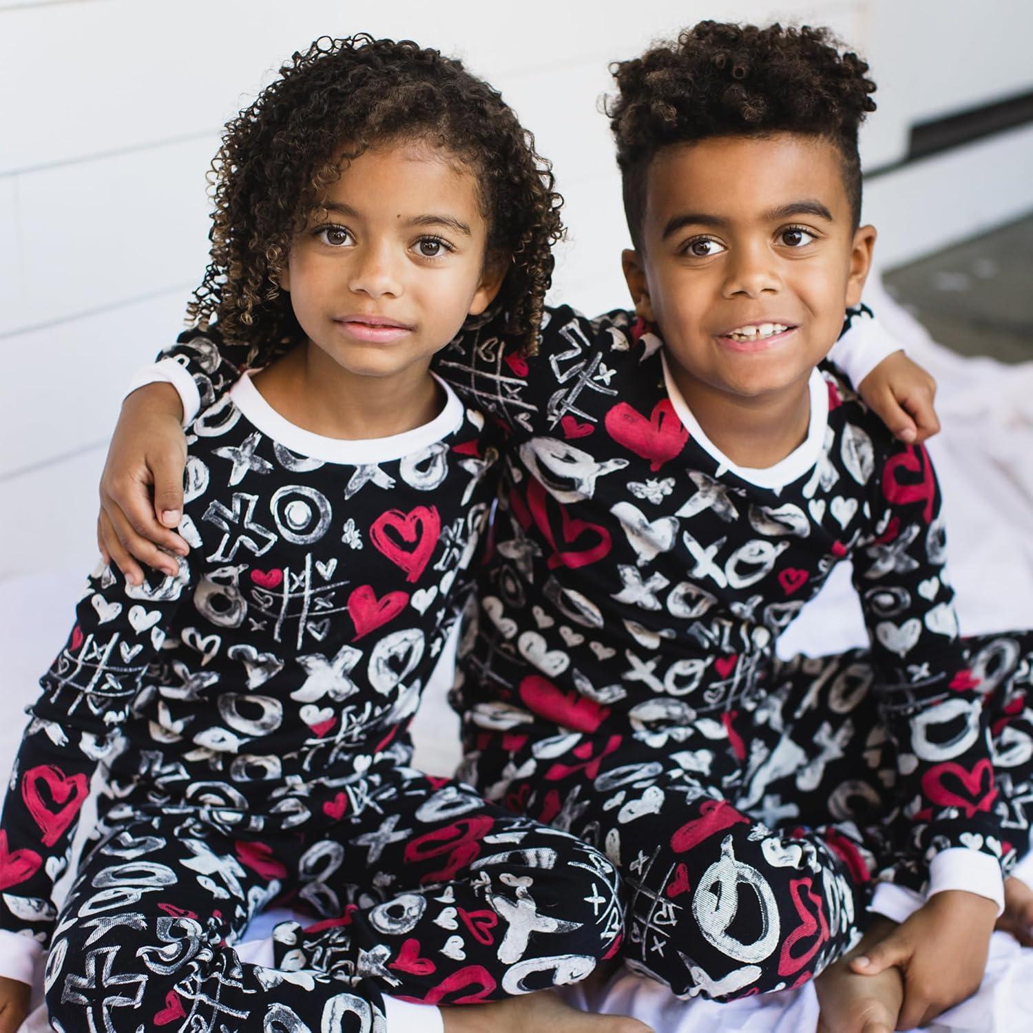 imageBurts Bees Baby Boys 2Piece Long Sleeve Tee and Pants Organic Cotton Pajama SetXo Doodles
