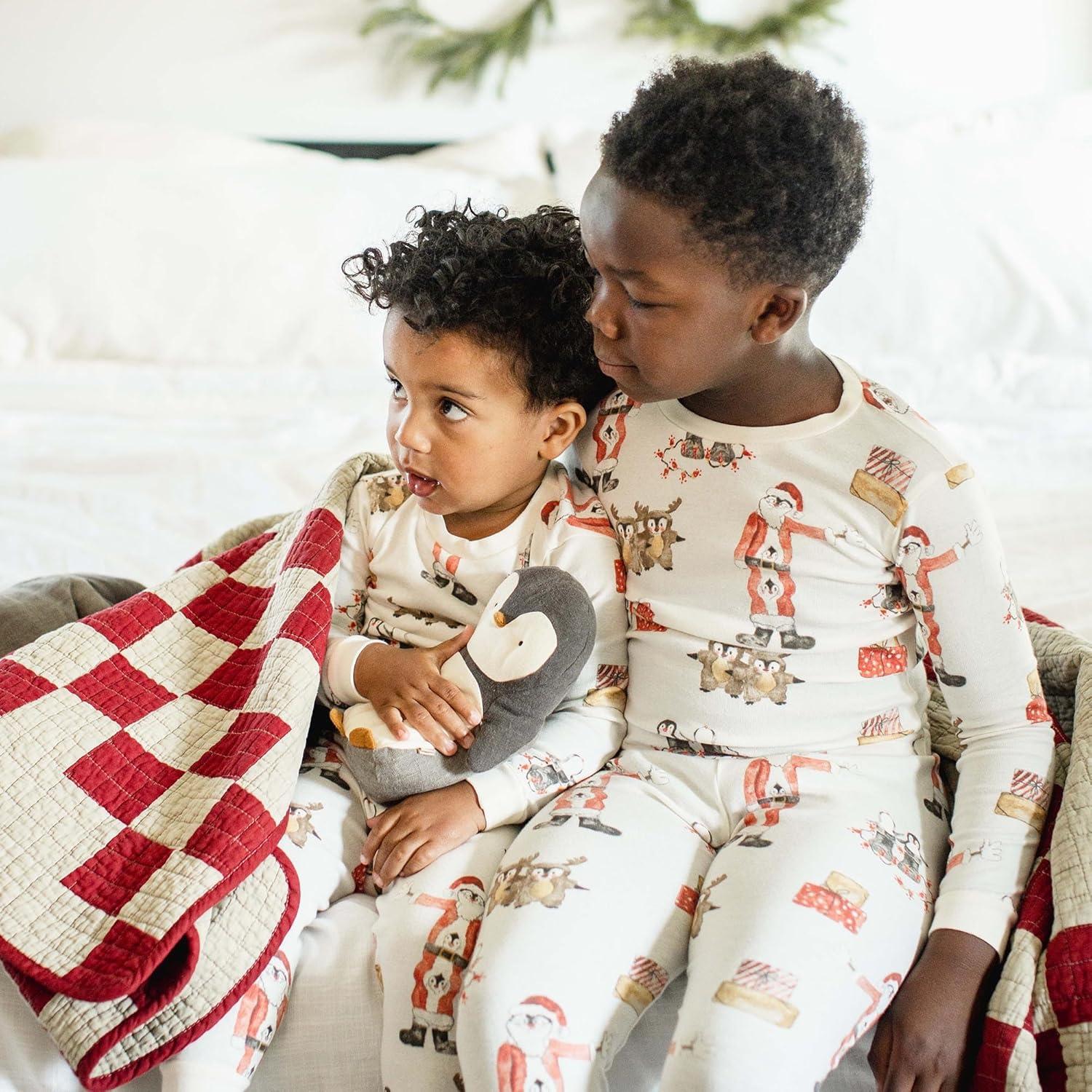 imageBurts Bees Baby Boys 2Piece Long Sleeve Tee and Pants Organic Cotton Pajama SetSantas Little Helper